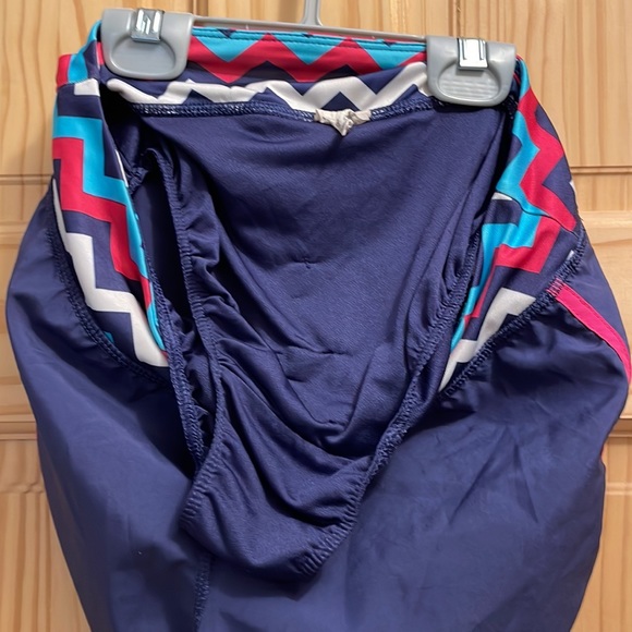 VGUC Danskin Now Girls Lined Athletic Running Shorts Sz L 10-12 Dri More Wicking - Picture 6 of 8